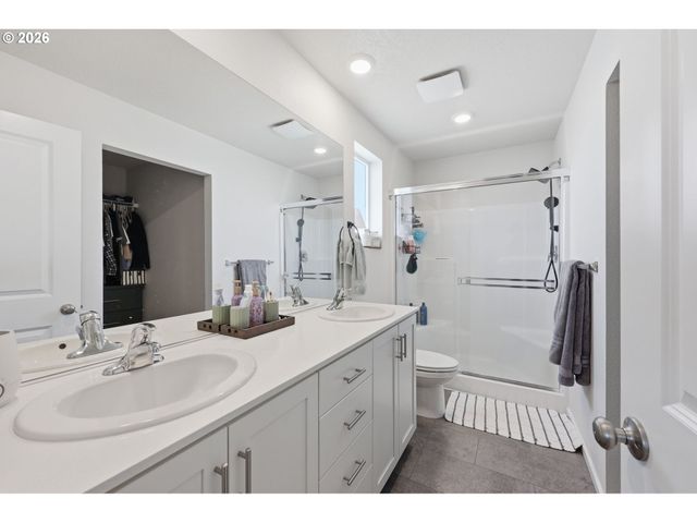 5461 EARTH Pl, Salem, OR 97301