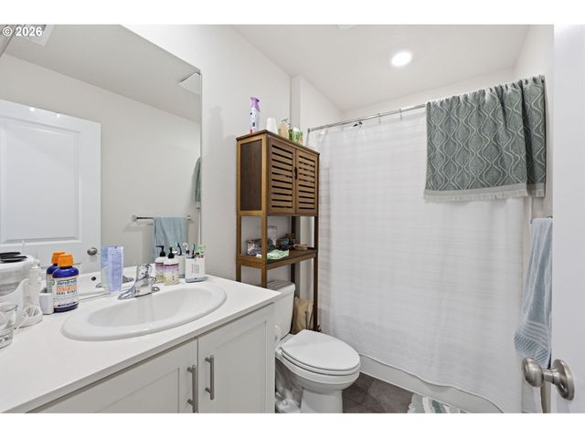 5461 EARTH Pl, Salem, OR 97301