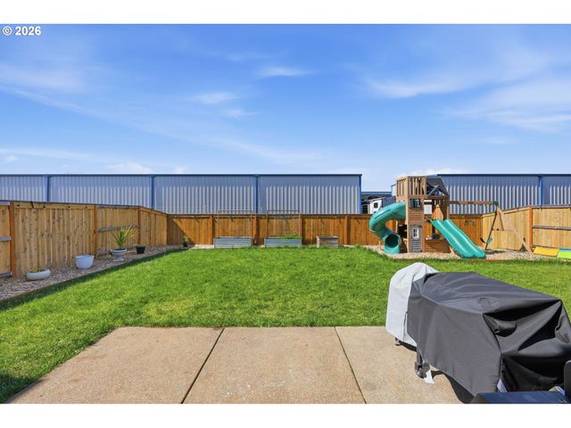 5461 EARTH Pl, Salem, OR 97301