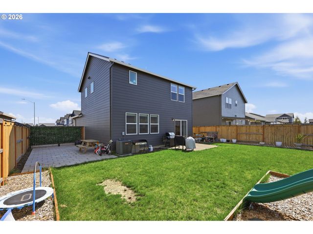 5461 EARTH Pl, Salem, OR 97301