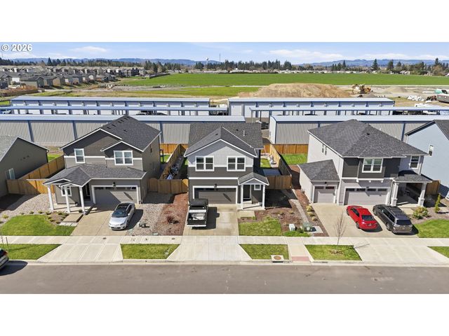 5461 EARTH Pl, Salem, OR 97301