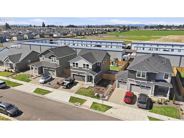 5461 EARTH Pl, Salem, OR 97301