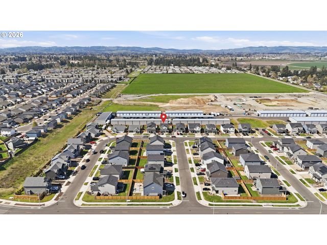 5461 EARTH Pl, Salem, OR 97301