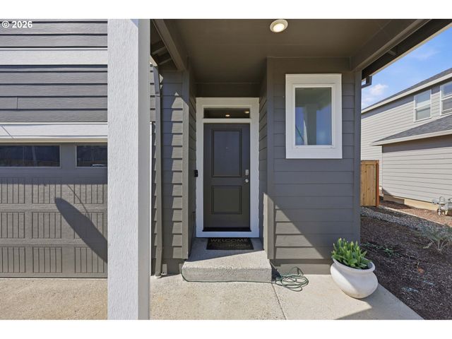 5461 EARTH Pl, Salem, OR 97301