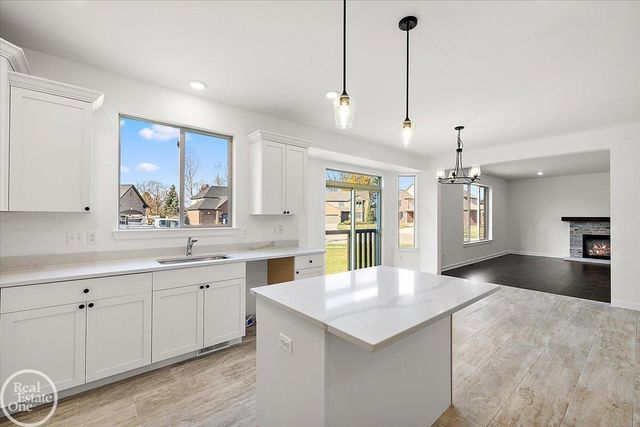 50567 Summit View Drive, Macomb Twp, MI 48044