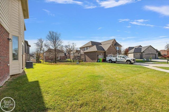 50567 Summit View Drive, Macomb Twp, MI 48044