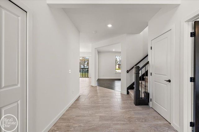 50567 Summit View Drive, Macomb Twp, MI 48044