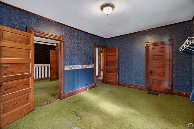 1272 SW Buchanan ST, Topeka, KS 66604