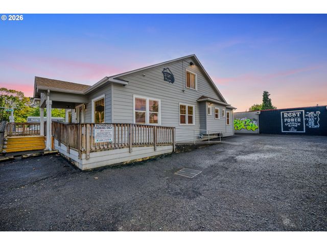 692 JEFFERSON St, Eugene, OR 97402