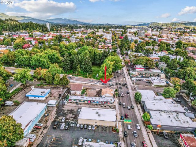 692 JEFFERSON St, Eugene, OR 97402