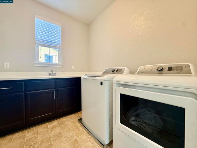 307 Birmingham Ct, Fairfield, CA 94534