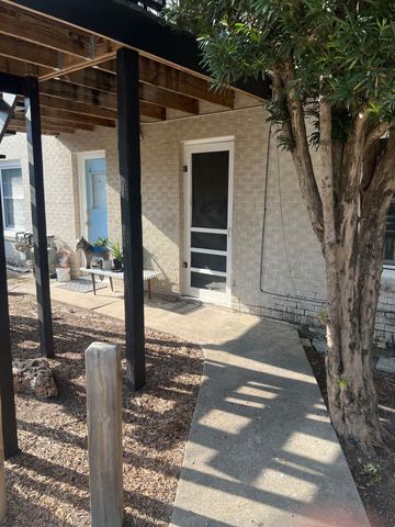 6630 Lawndale Street 2, Houston, TX 77023