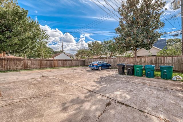 6630 Lawndale Street 2, Houston, TX 77023