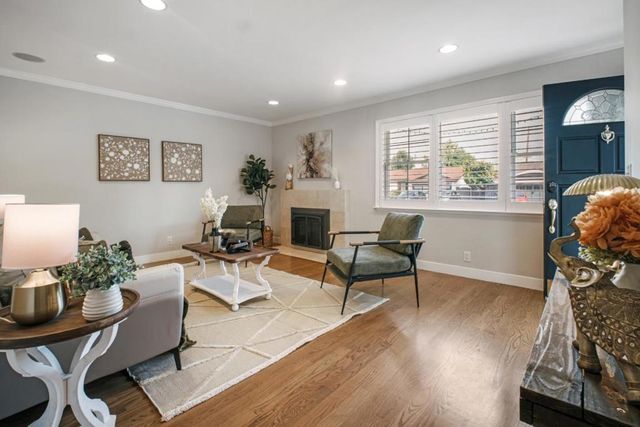 2488 Hart Avenue, Santa Clara, CA 95050