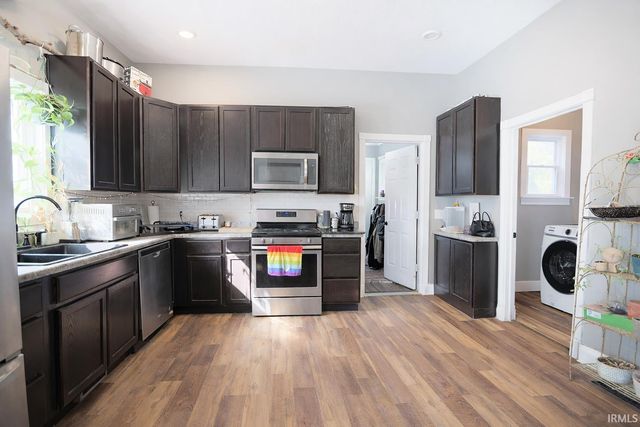 1025 Rivermet Avenue, Fort Wayne, IN 46805