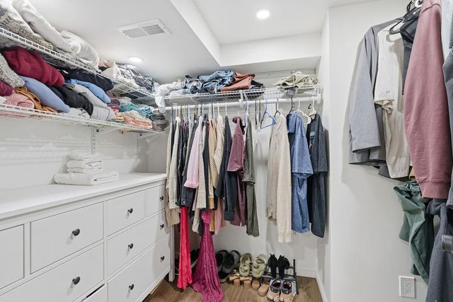 5924 N BELT St, Spokane, WA 99205