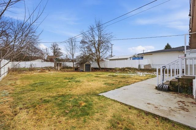 5924 N BELT St, Spokane, WA 99205