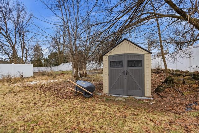 5924 N BELT St, Spokane, WA 99205