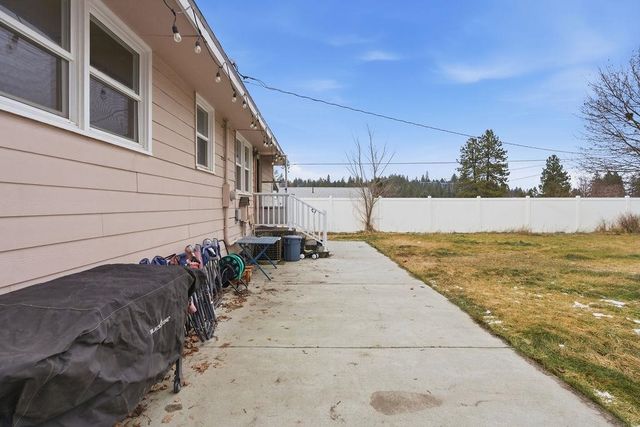 5924 N BELT St, Spokane, WA 99205