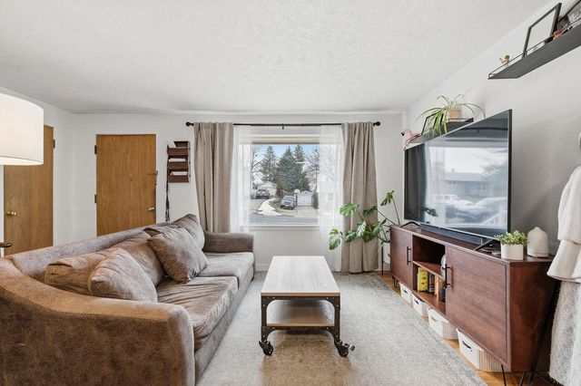 5924 N BELT St, Spokane, WA 99205