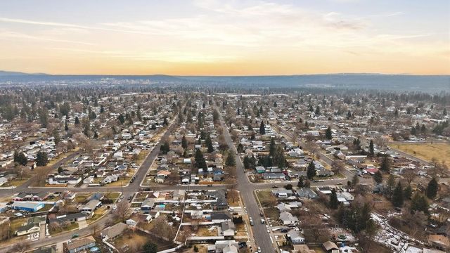 5924 N BELT St, Spokane, WA 99205