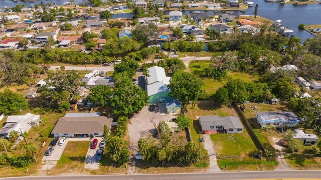 826 W SHELL POINT STREET, Ruskin, FL 33570