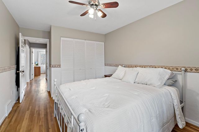 4048 Cinnabar Drive, Eagan, MN 55122