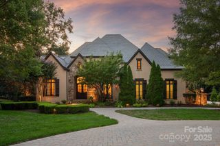 8512 Longview Club Drive, Waxhaw, NC 28173