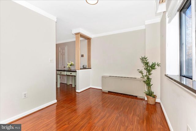 7505 DEMOCRACY BLVD, Bethesda, MD 20817