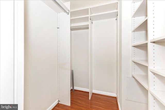 7505 DEMOCRACY BLVD, Bethesda, MD 20817