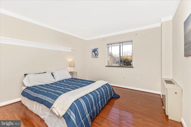 7505 DEMOCRACY BLVD, Bethesda, MD 20817