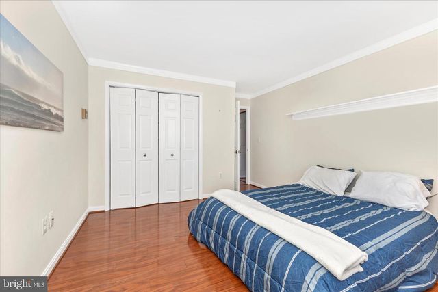 7505 DEMOCRACY BLVD, Bethesda, MD 20817