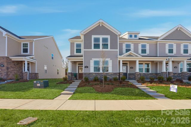 3847 Cheyney Park Drive, Charlotte, NC 28269