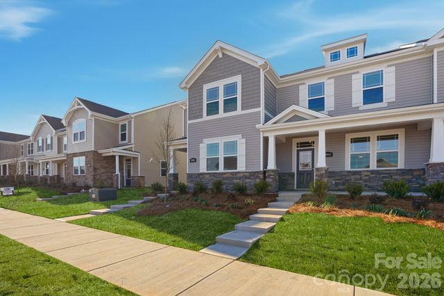 3847 Cheyney Park Drive, Charlotte, NC 28269