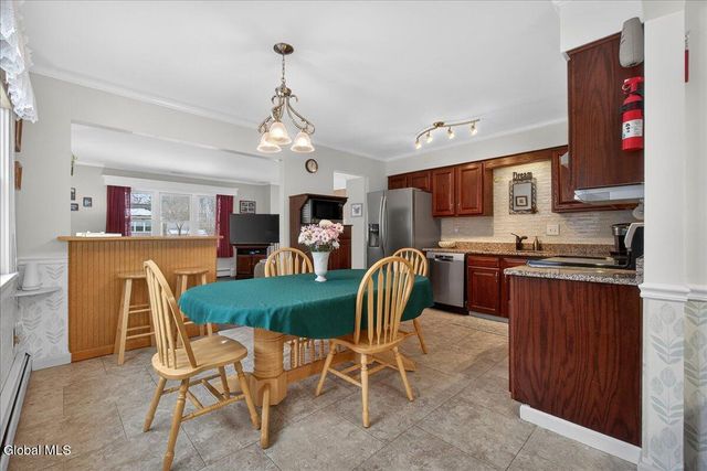 22 Thelma Street, Colonie, NY 12205