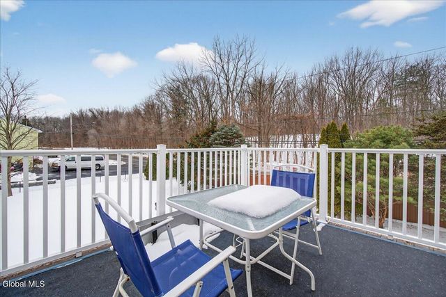 22 Thelma Street, Colonie, NY 12205