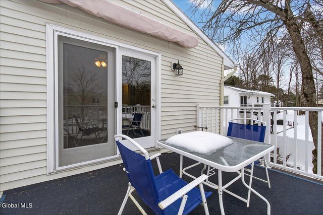 22 Thelma Street, Colonie, NY 12205