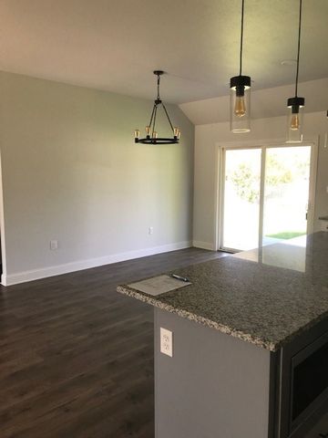 107 Tanglewood Drive, Tool, TX 75143