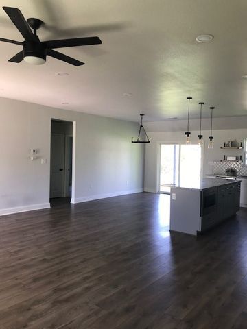 107 Tanglewood Drive, Tool, TX 75143