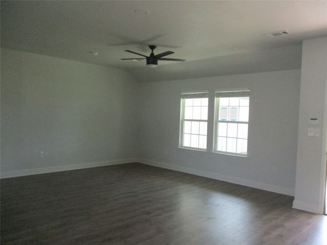 107 Tanglewood Drive, Tool, TX 75143
