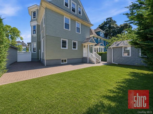 1205 Beverley Road, Brooklyn, NY 11218