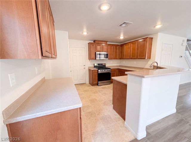 312 Big Cliff Avenue, North Las Vegas, NV 89031