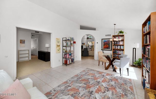 5734 E GELDING Drive, Scottsdale, AZ 85254