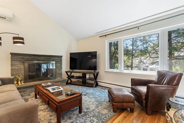 9 Carolan Avenue, Hampton, NH 03842