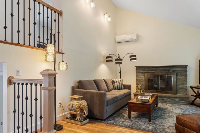 9 Carolan Avenue, Hampton, NH 03842