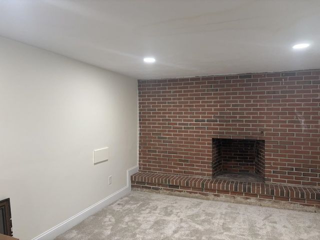 9 Carolan Avenue, Hampton, NH 03842