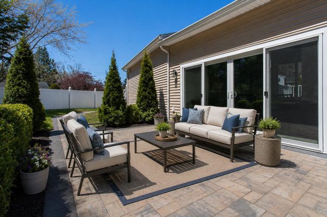 9 Carolan Avenue, Hampton, NH 03842