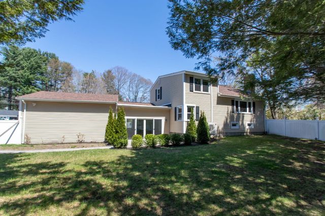 9 Carolan Avenue, Hampton, NH 03842