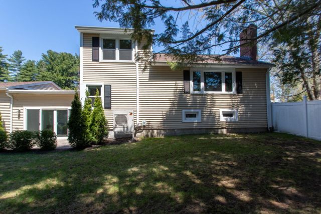 9 Carolan Avenue, Hampton, NH 03842