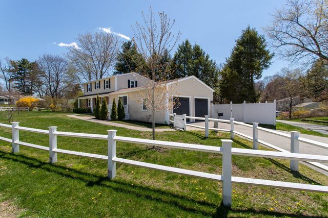 9 Carolan Avenue, Hampton, NH 03842